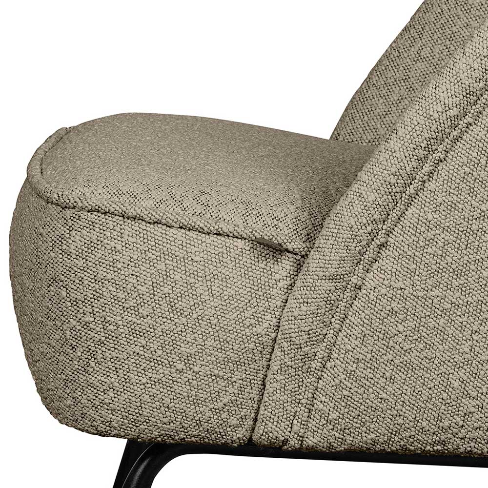 Polsterung des Boucle Loungesessels in Beige mit sichtbaren Nähten – Laderla