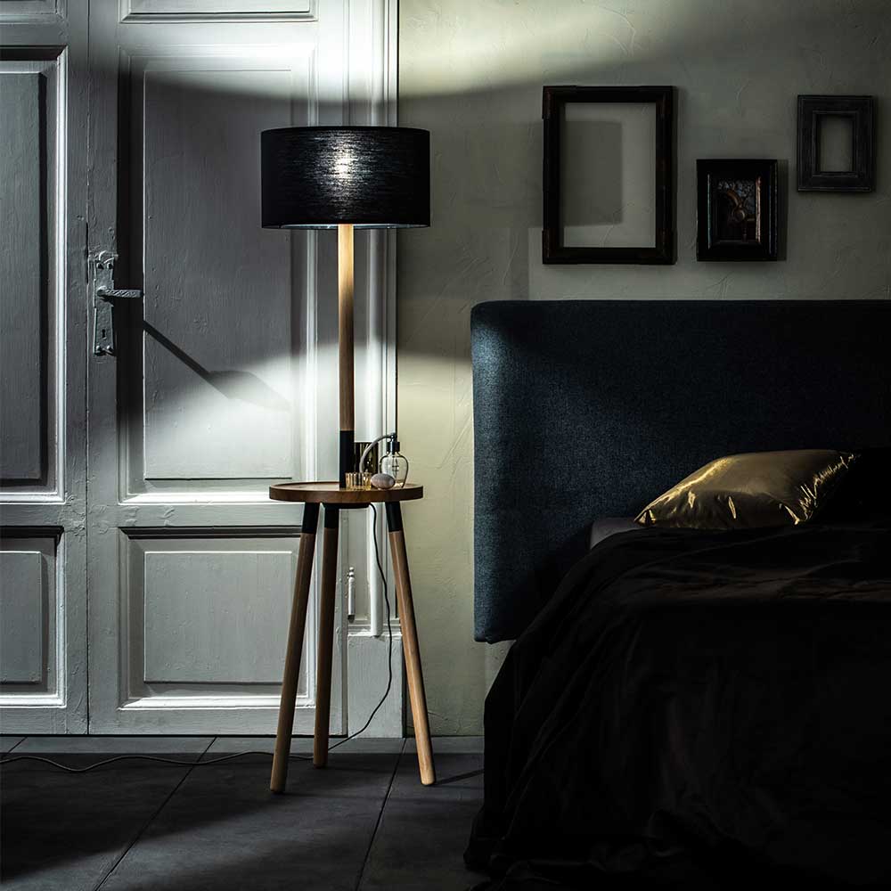 Skandi Stehlampe mit Ablage - Avigano