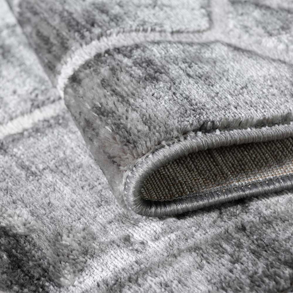 Teppich mit modern-geometrischem Muster - Finalo