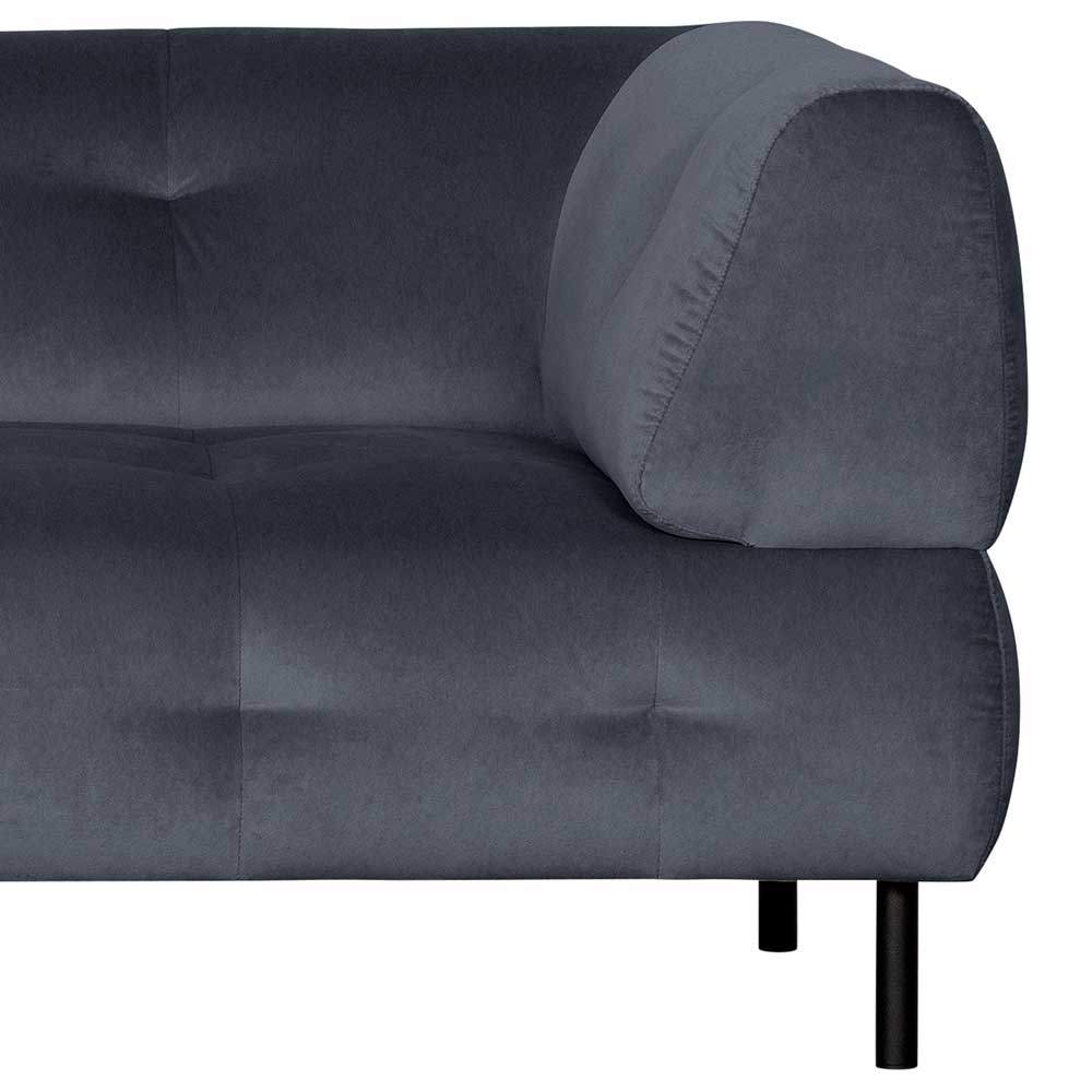 Detailansicht der gerundeten Armlehne am dunkelgrauen Samt L-Sofa – Roccoss