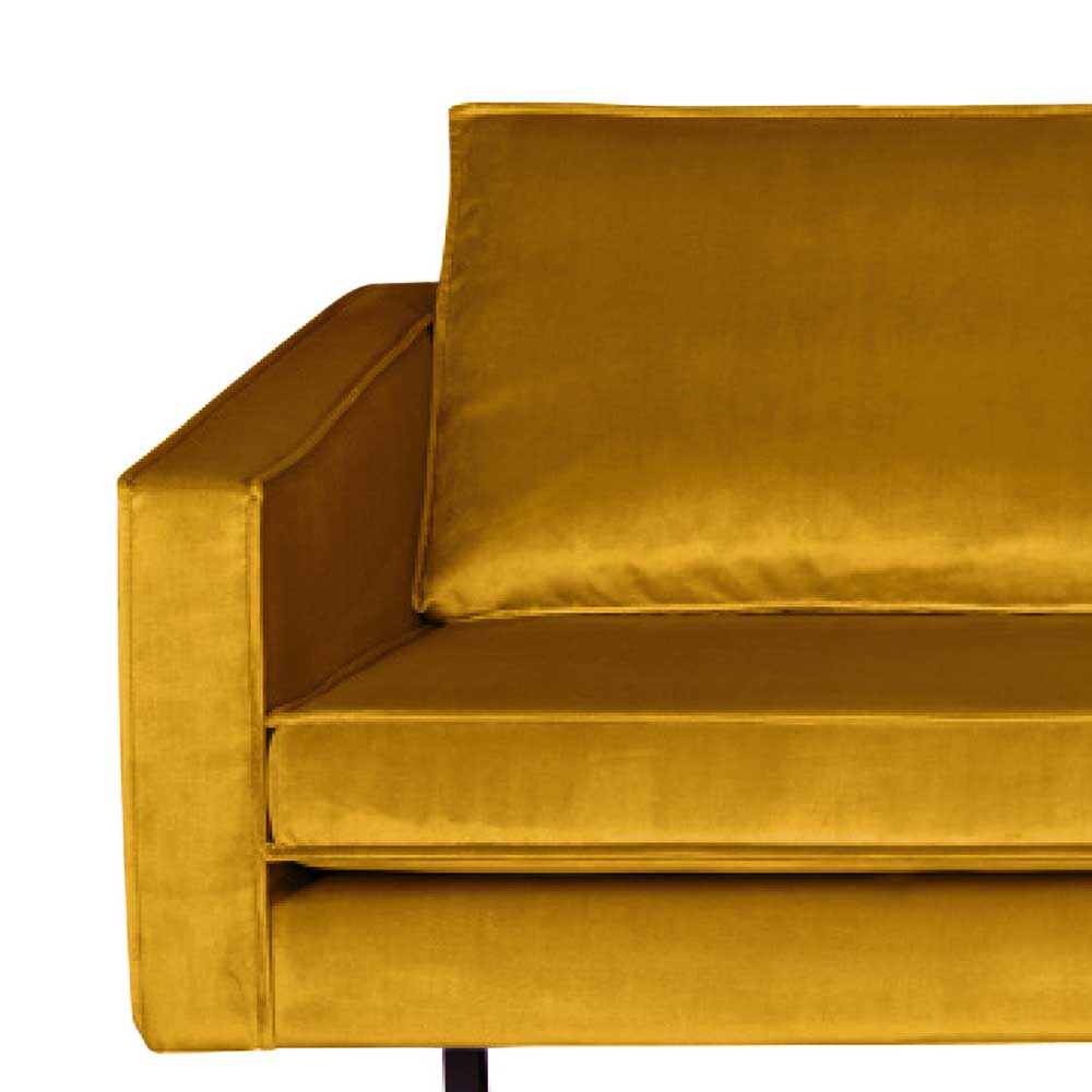 Frei im Raum stellbares Sofa Nustra mit gelbem Samtbezug