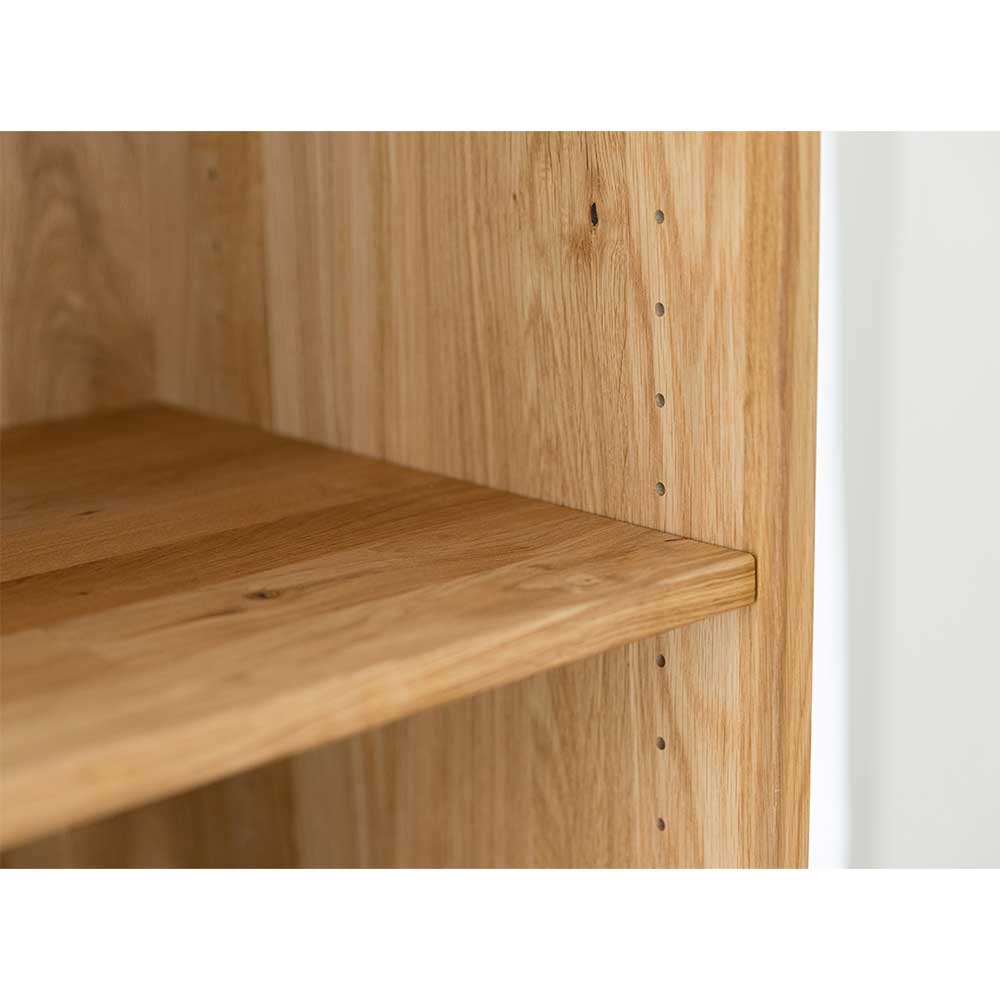 Verstellbarer Regalboden aus Massivholz, Detailansicht der Halterungen – Fabijola