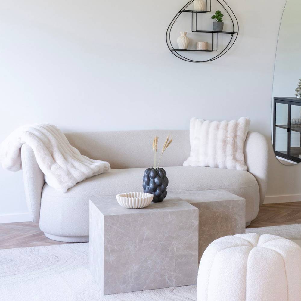 Design-Sofa in Beige Boucle - Montao