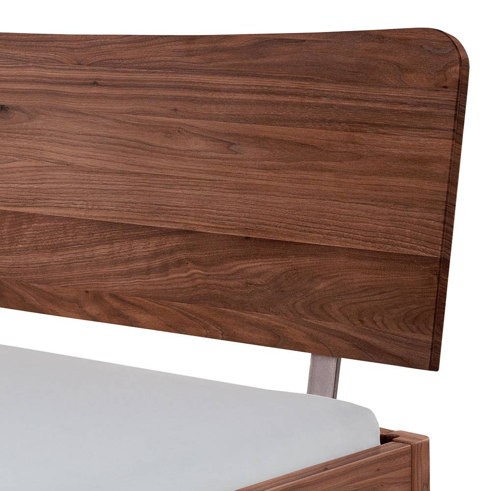 Elegantes Designbett aus Nussbaum massiv - Twinta