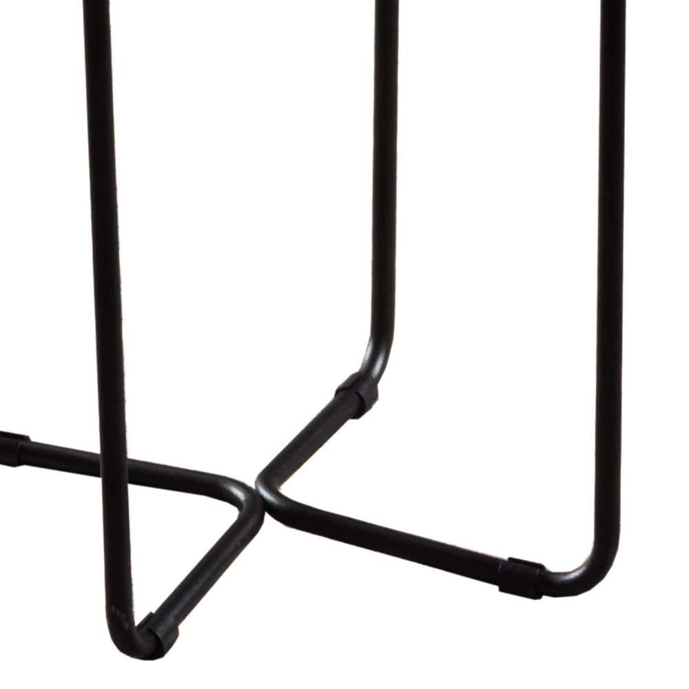 Schwarzes Metallgestell des Beistelltisches mit überkreuzten Beinen für stabilen Stand – Jacintas