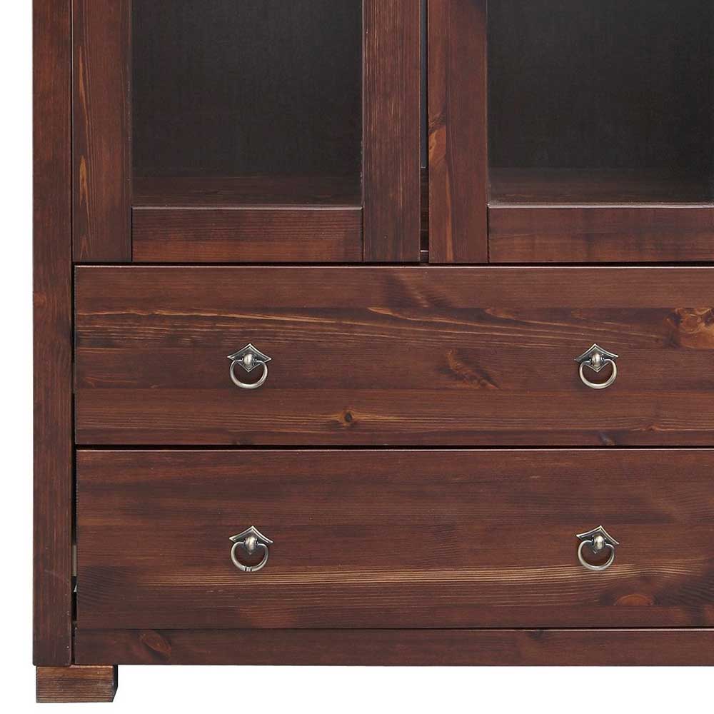 Dunkelbraune Vitrine mit zwei Schubladen und Metallgriffen im Detail – Luvin