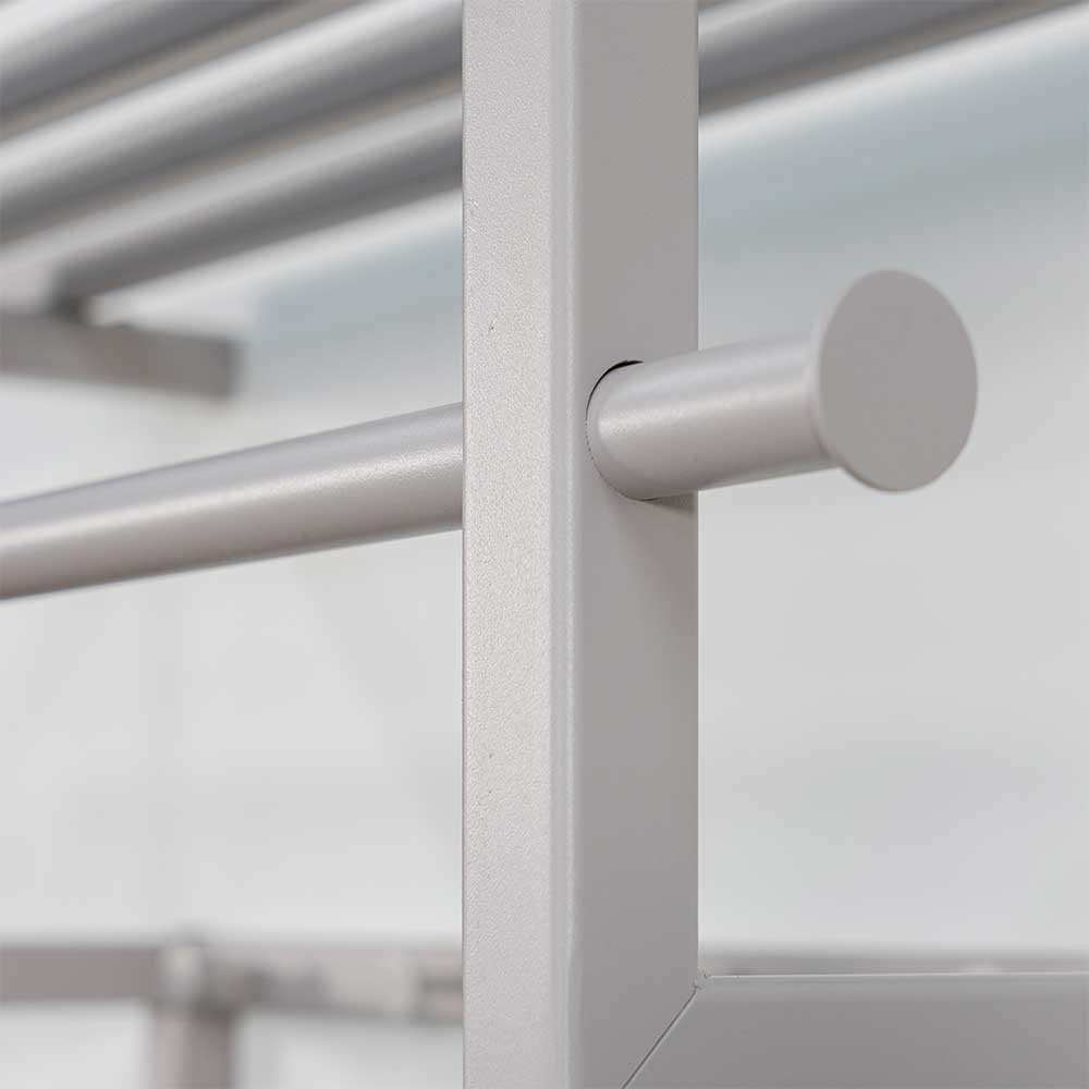 Stabile Aufhängung und Haken der taupefarbenen Metallgarderobe im Detail – Solca