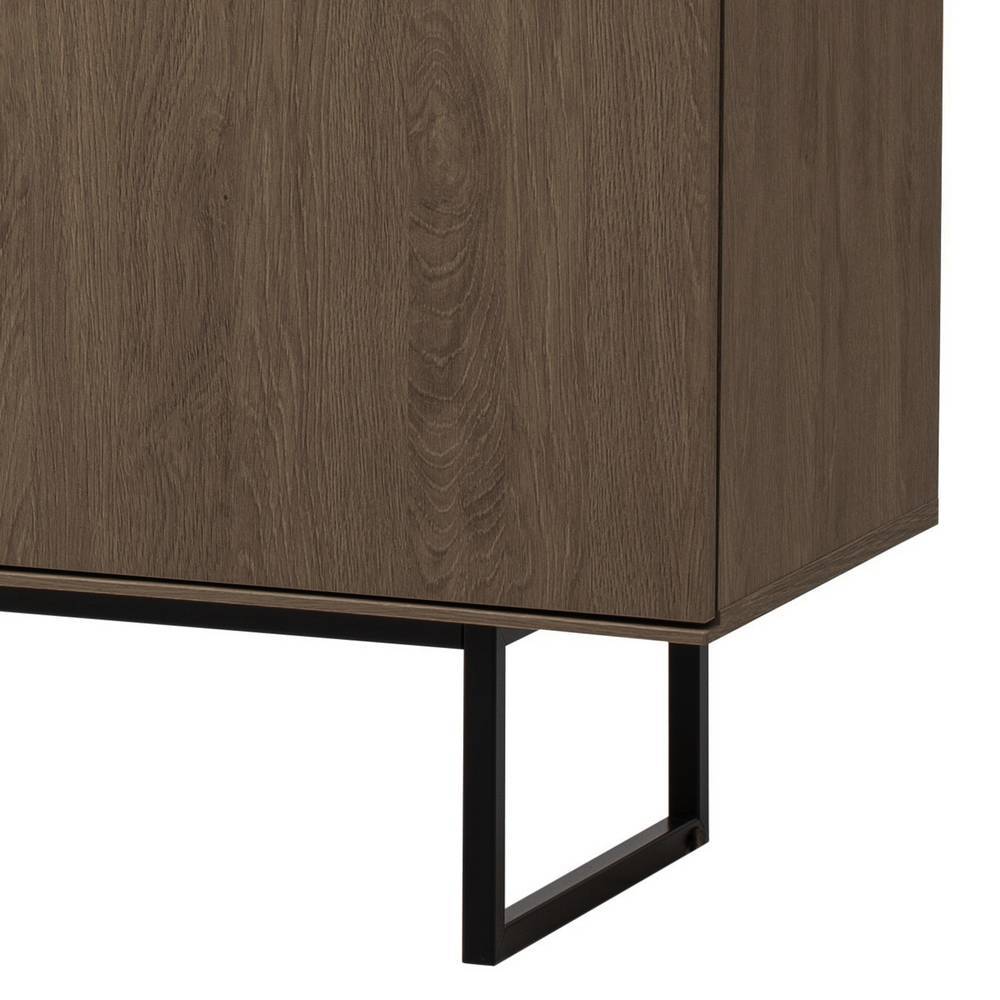 Eckdetail des Sideboards in Nussbaum Holzoptik auf eleganten schwarzen Metallfüßen – Julado