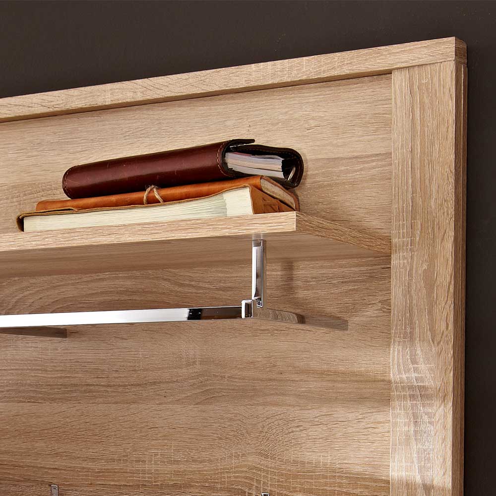 Oberes Ablagefach der Flurgarderobe in Sonoma Eiche mit integrierter Kleiderstange aus Chrom – Xesta