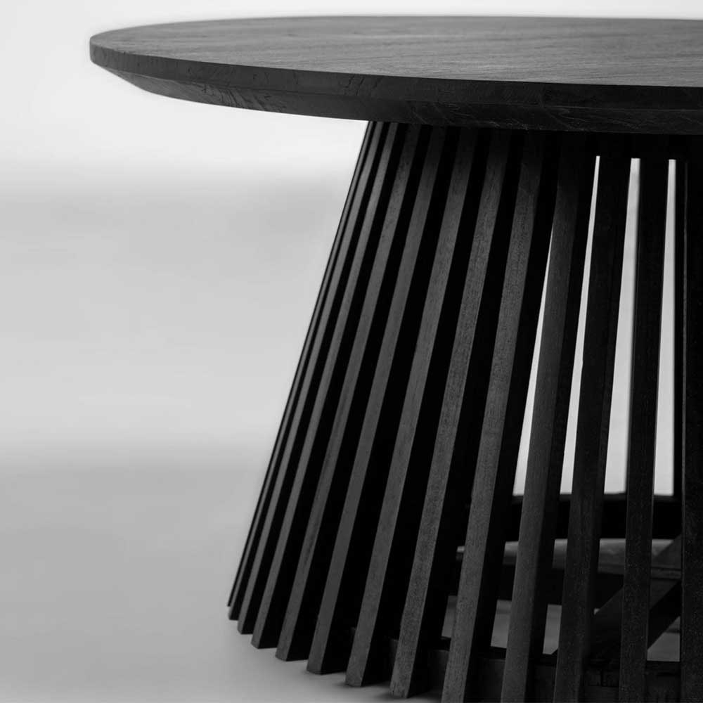 Design Couchtisch aus Zedrachholz in Schwarz - Benns
