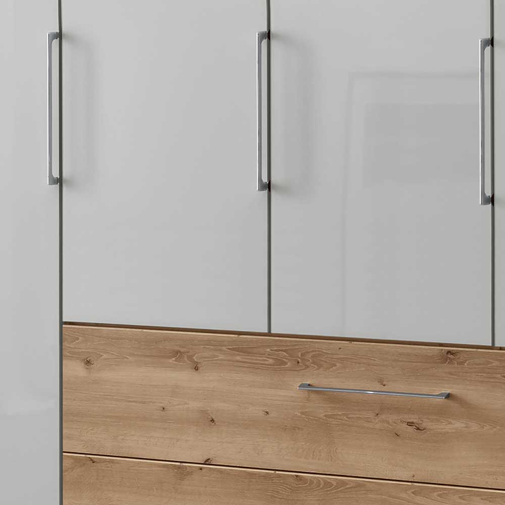 250cm breiter Kleiderschrank mit Metallgriffen - Wanisha