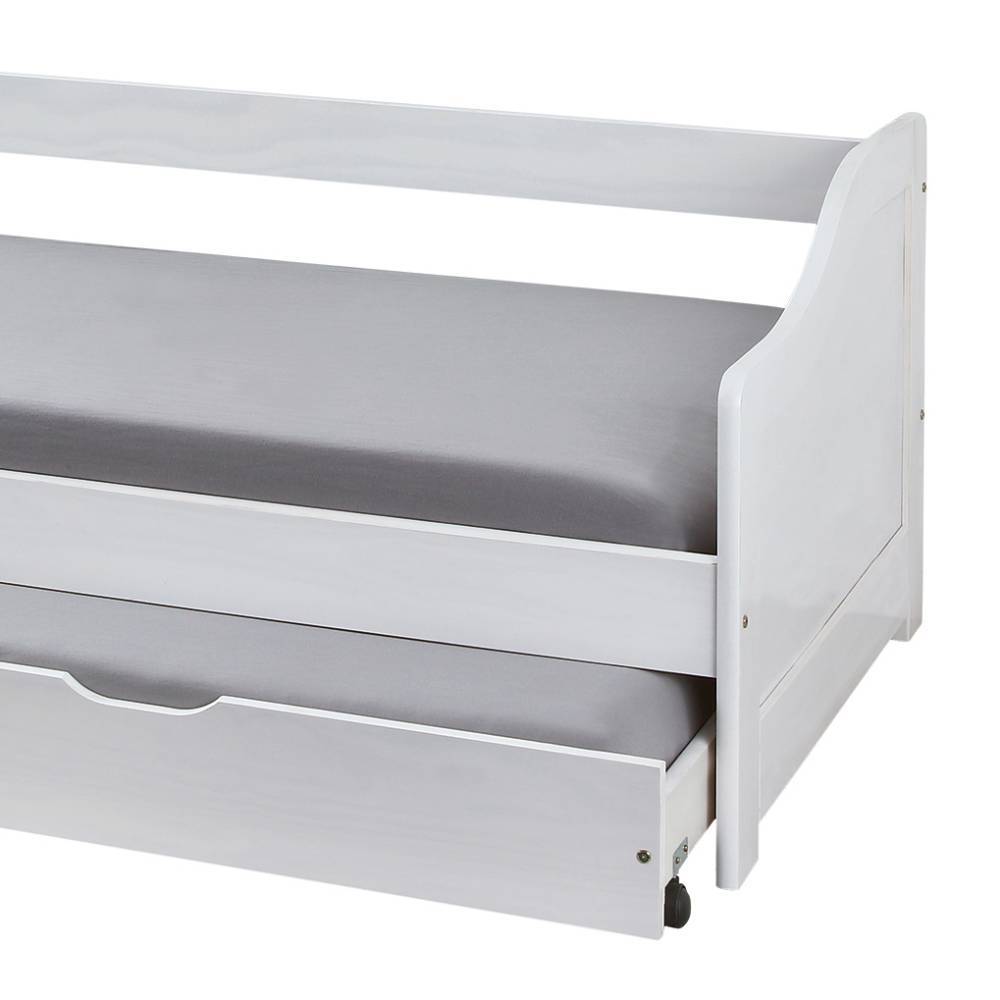 Weißes Massivholz Ausziehbett mit Rollbett-Funktion und sichtbarem Auszug auf Rollen – Loriot