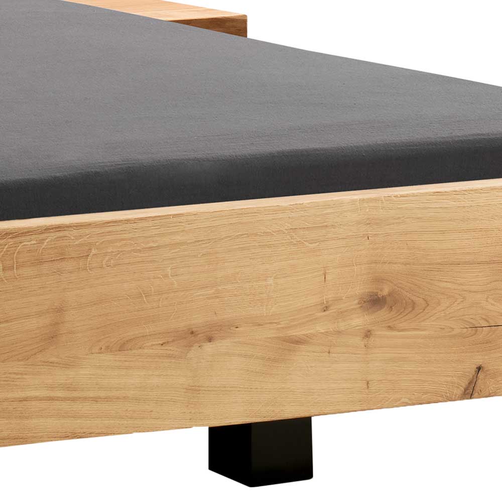 Holzbett in Schwebeoptik aus Wildeiche - Moby (dreiteilig)