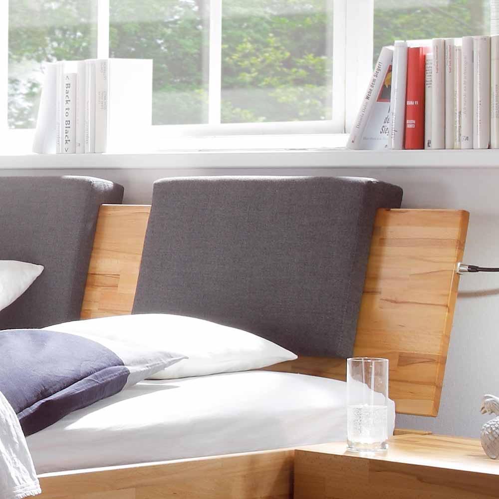 Massivholz-Doppelbett Brodivana mit Bettschubladen