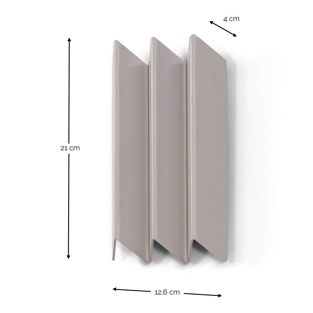 Designgarderobe in Taupe mit detaillierten Maßen und Abmessungen für die einfache Planung – Arjas