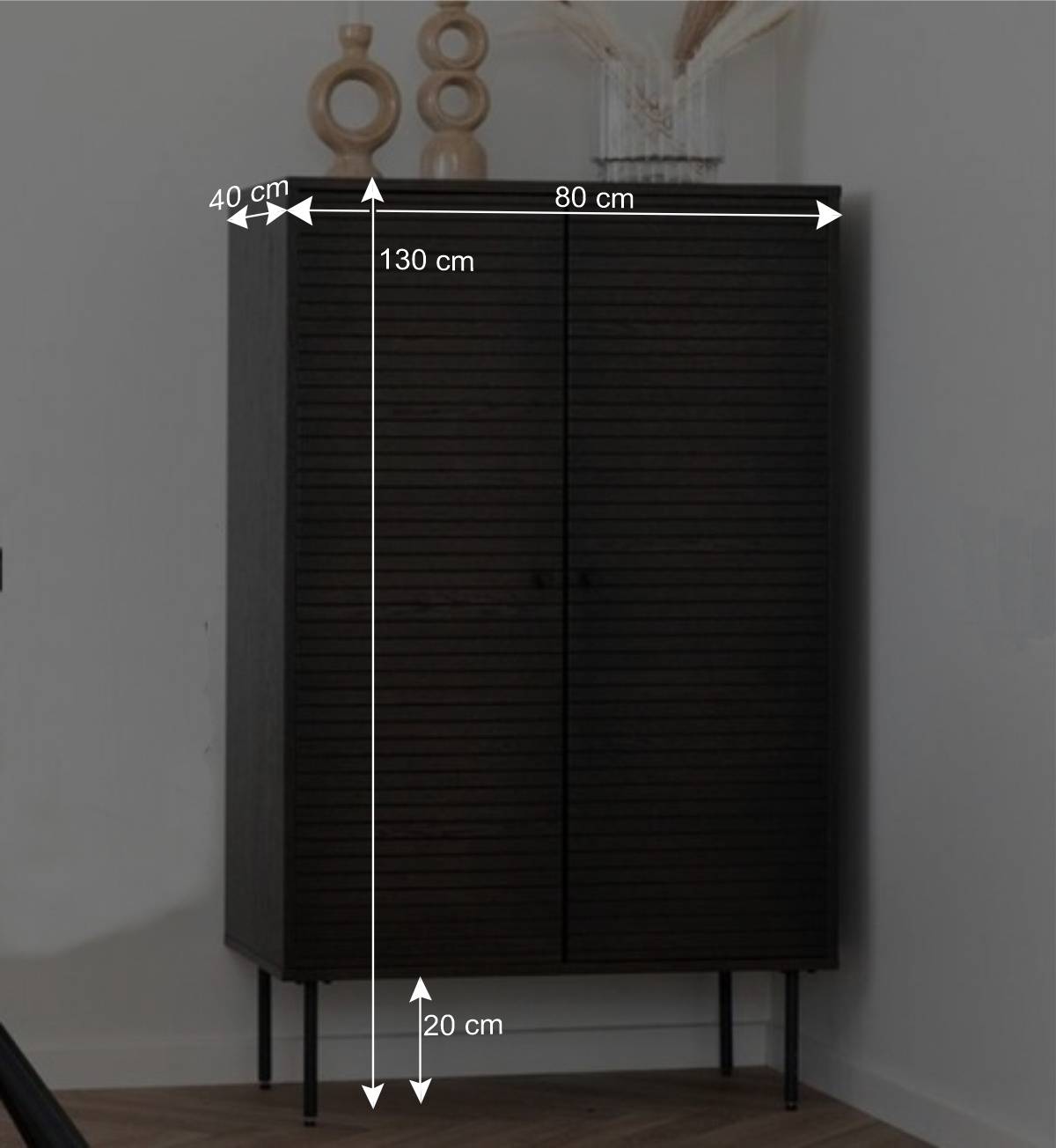 Wohnzimmer Schrank mit dunklem Furnier in Braun - Wega