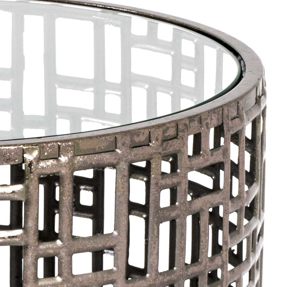Runder Beistelltisch mit eleganter Glasplatte und detailreichem Metallgestell – Susanne
