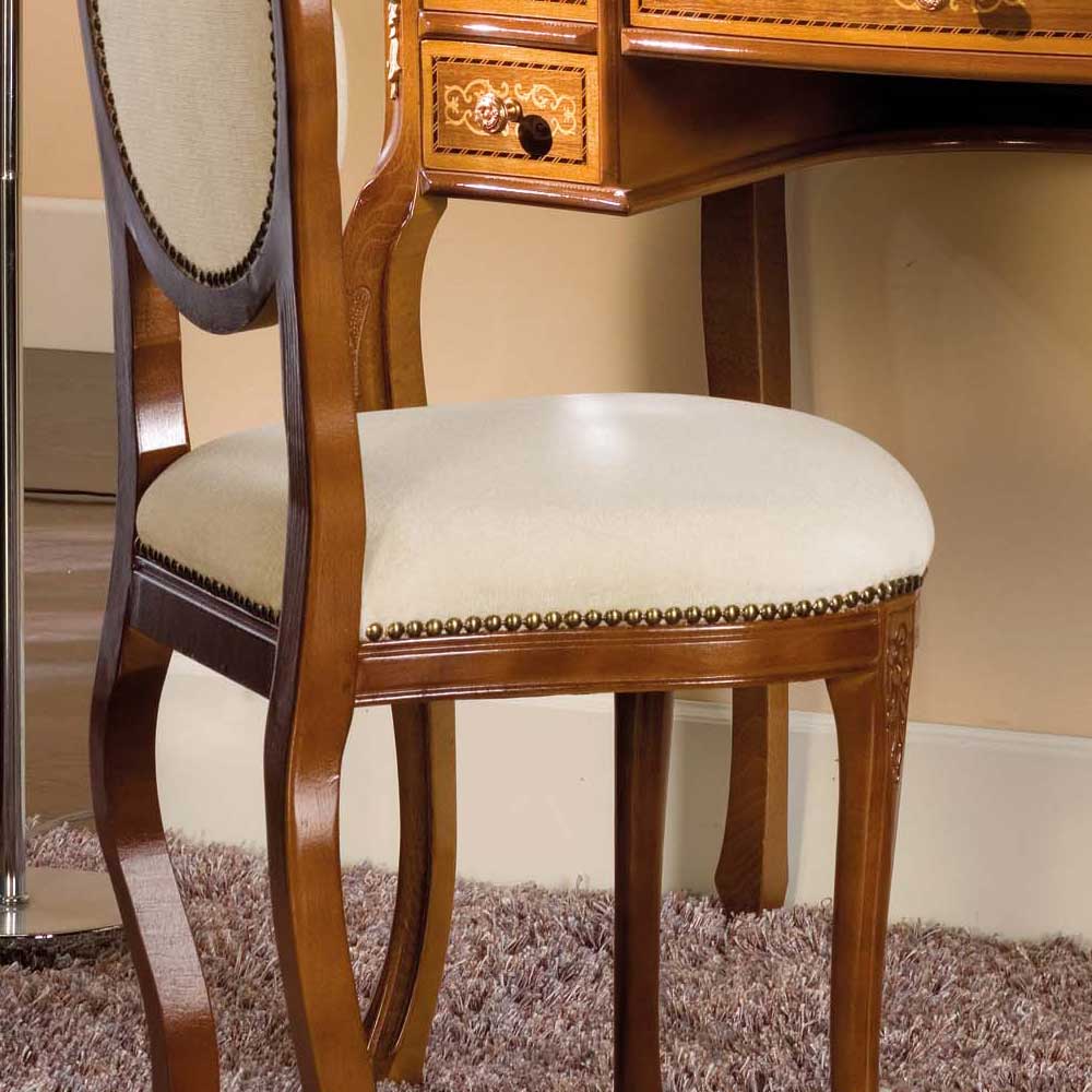 Medaillonstuhl in Creme & Nussbaum Natale aus Massivholz