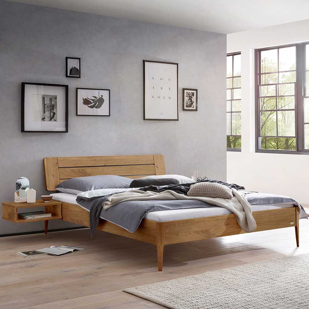 Elegantes Holzbett aus Wildeiche - Mirado