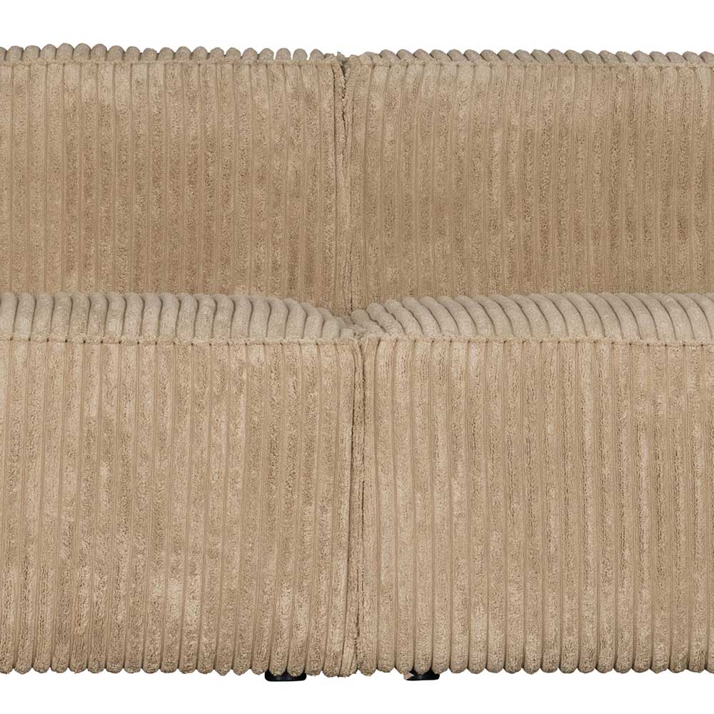 Gerippte Cord-Struktur an der Rückenlehne des beigen Bodentiefsofas – Loudes