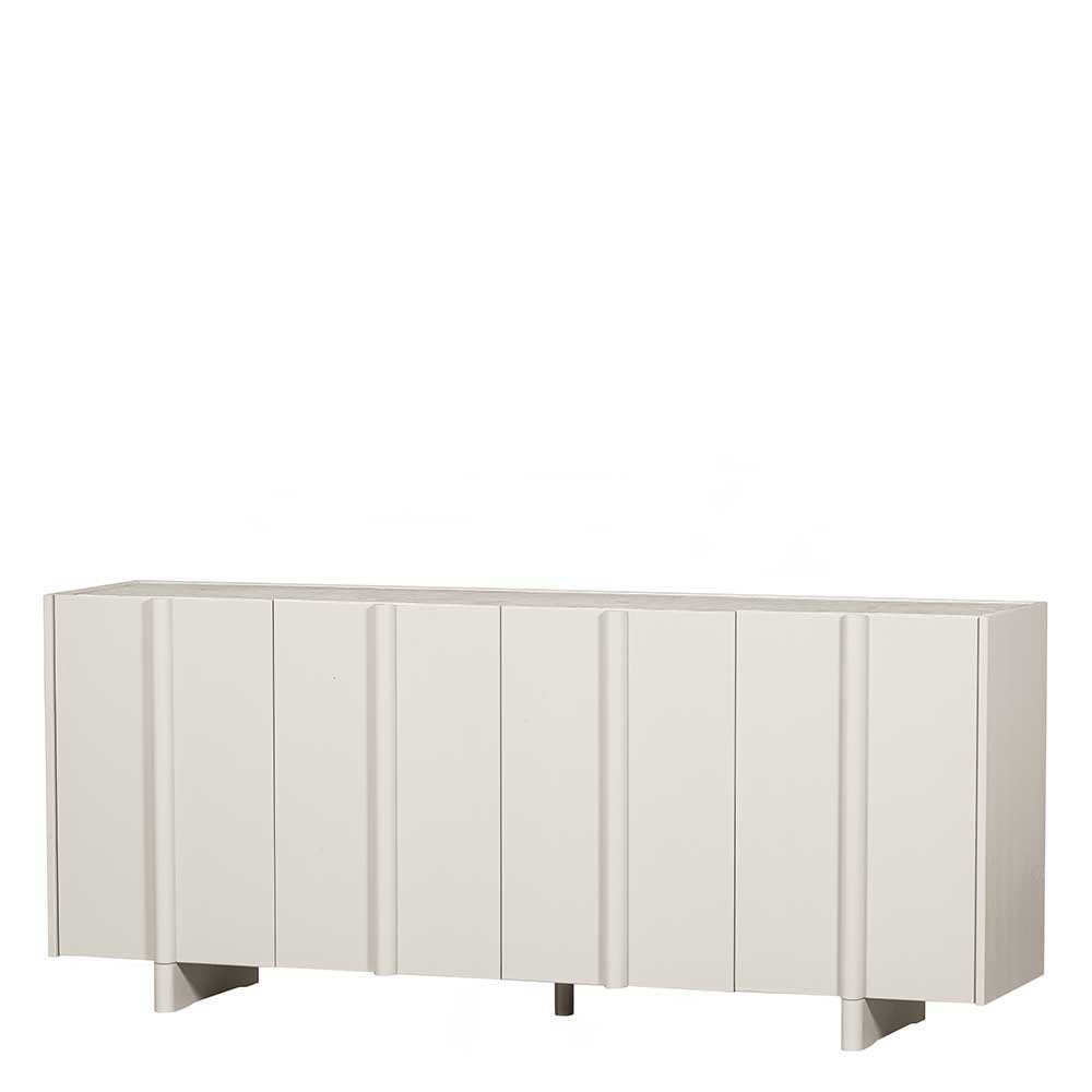 Hellgraues 4-türiges Design Sideboard mit vertikalen Rillen und modernen Füßen – Glamoure