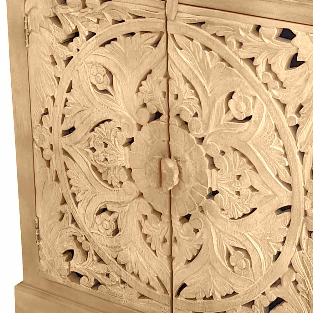 Vintage Türen Kommode mit floralem Ornament - Runiasa