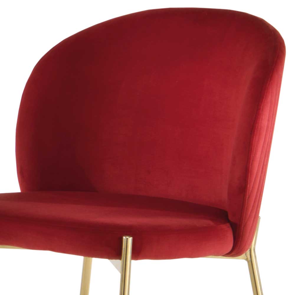 Roter Samt Polsterstuhl Detail mit gerippter Rückenlehne und goldenen Stuhlbeinen für Esszimmer – Kesska