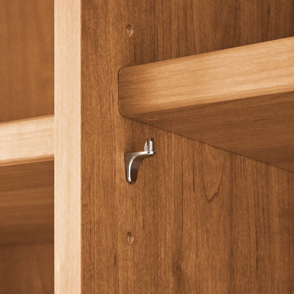 3-türiger Kleiderschrank in Erle teilmassiv - Hung