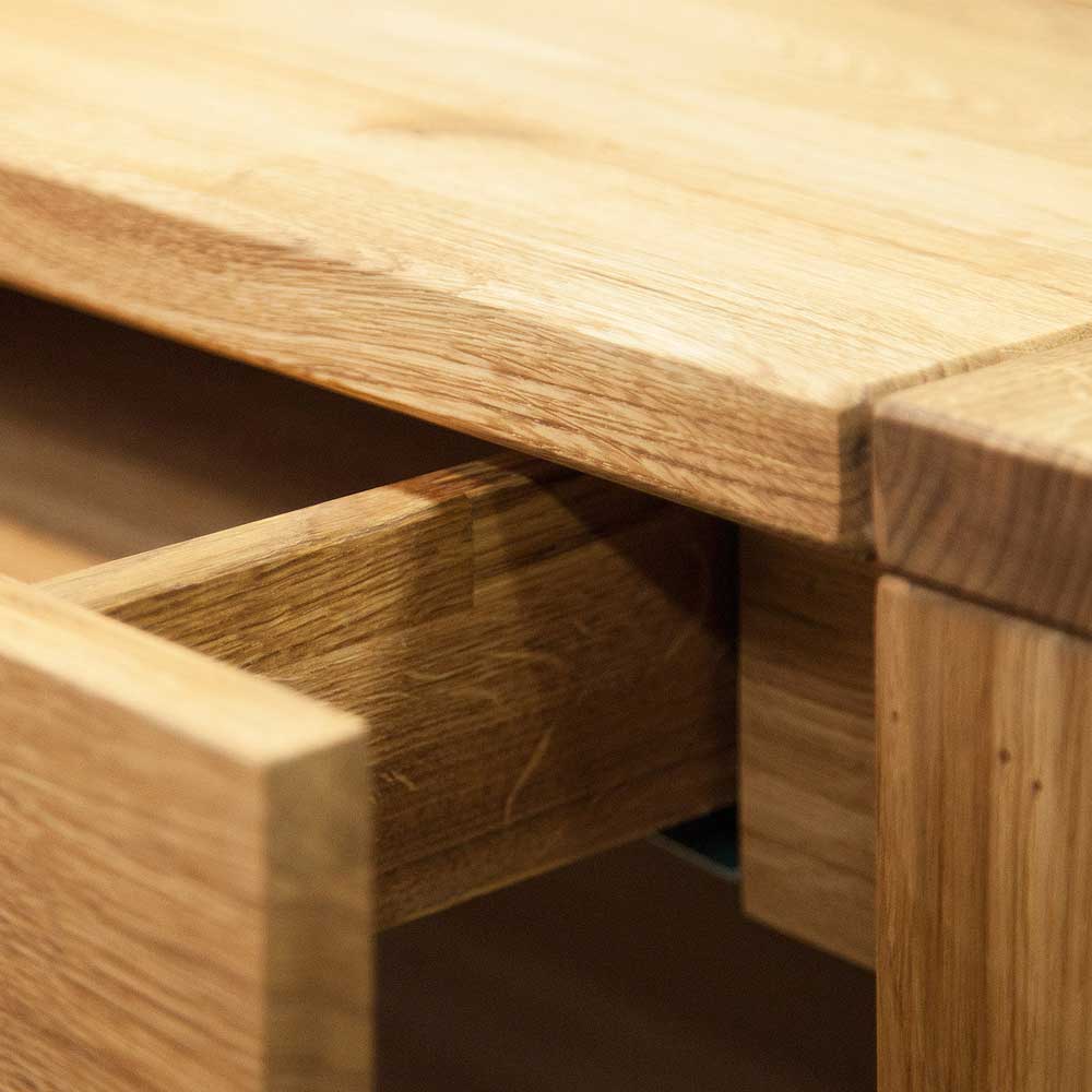 Geöffnete Schublade des Massivholz Wohnzimmertisches aus Kernbuche, zeigt die Holzkonstruktion – Mosniak