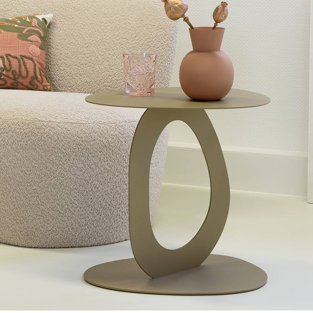 Design-Beistelltisch in Champagner - Cantoon
