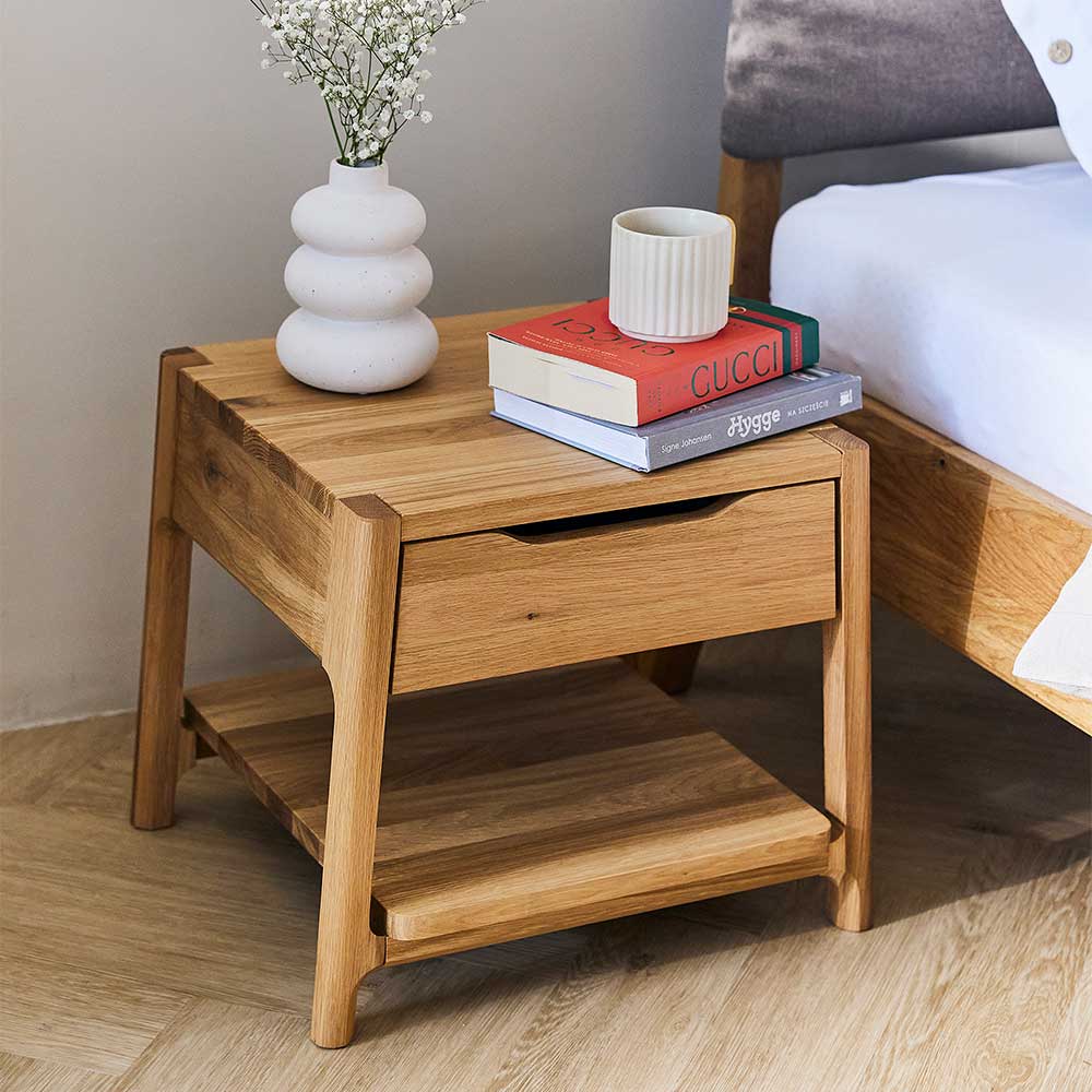 Design Nachtkommode aus Wildeiche Massivholz - Laida