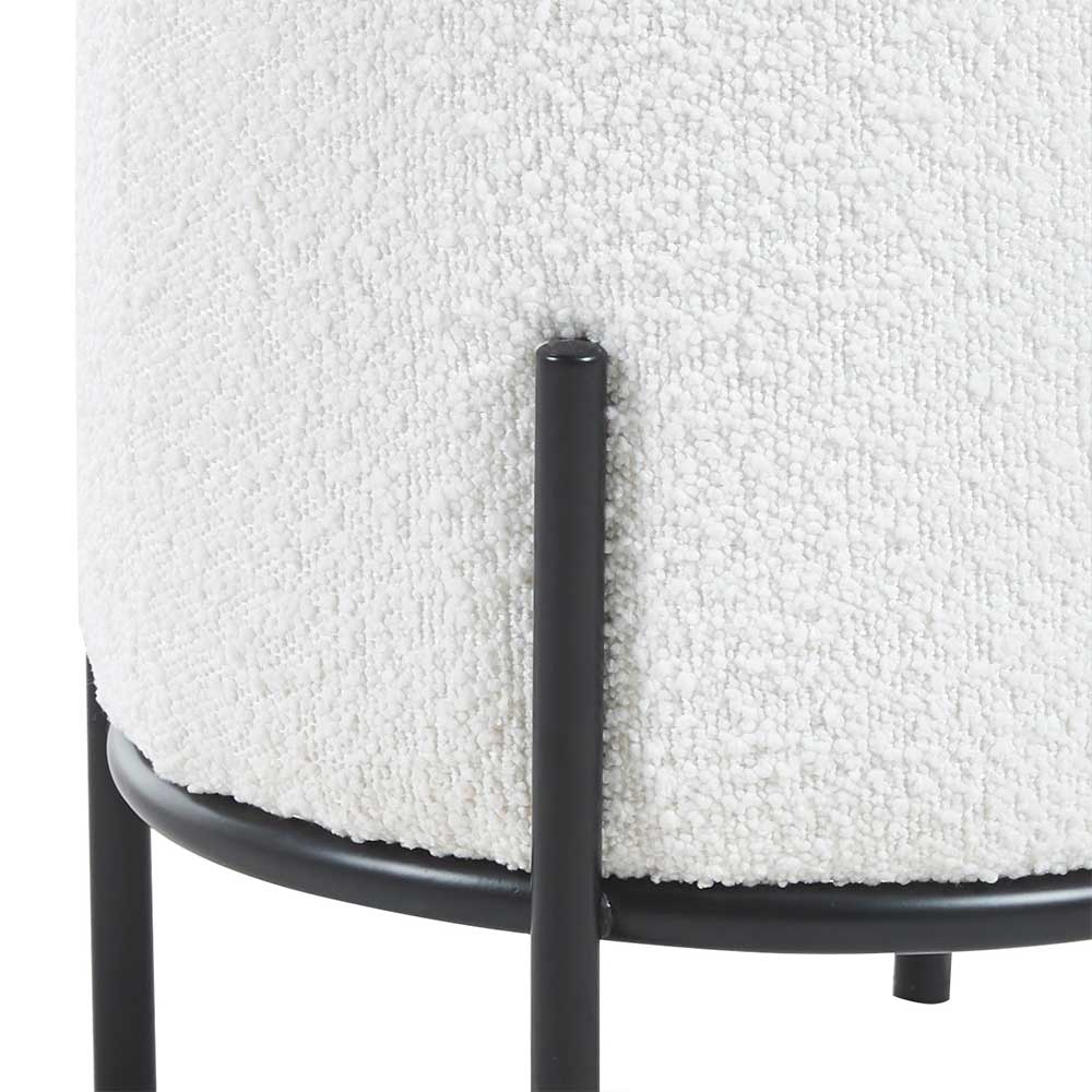 Weißer Boucle Hocker Stoffbezug mit schwarzen Metallbeinen – Pyra
