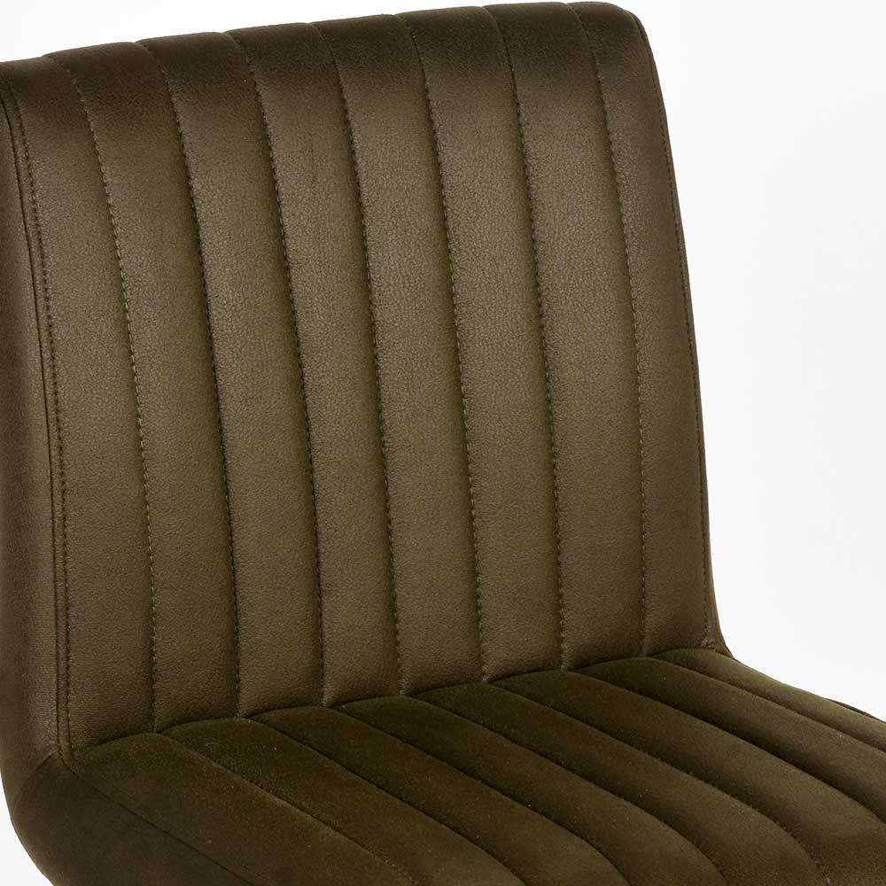 Detailaufnahme des olivgrünen Microfaserbezugs mit feinen Steppnähten für gemütliche Barstühle – Lnyza