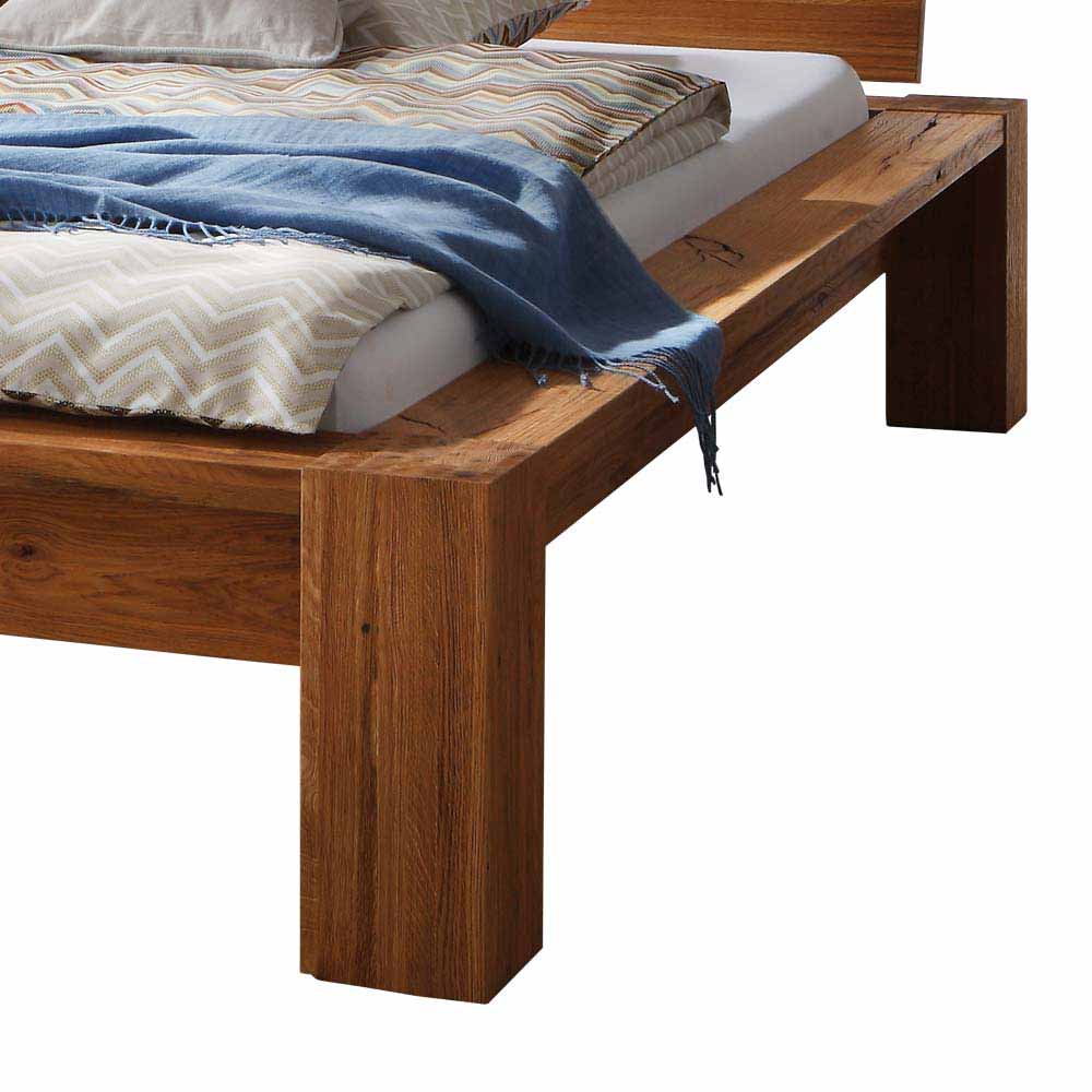 Bett Basnia aus Wildeiche massiv im Naturfarbton