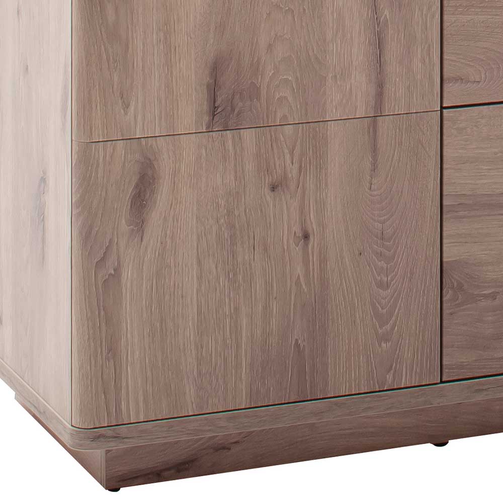 Detailansicht der Holzmaserung und des Sockels vom modernen Wohnzimmer Sideboard – Bekunion
