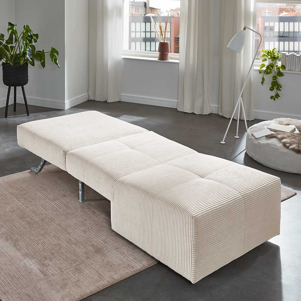 Ausgeklappter Klappsessel als Liegefläche in Creme Cord – Tudan