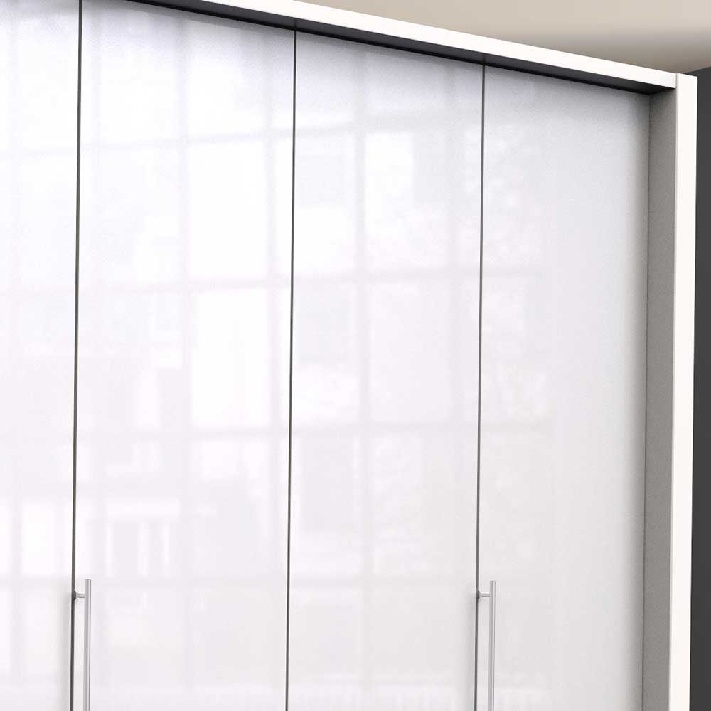 Oberer Teil des modernen weißen Schranks mit Hochglanzfronten und reflektierender Glasoberfläche – Dolienca