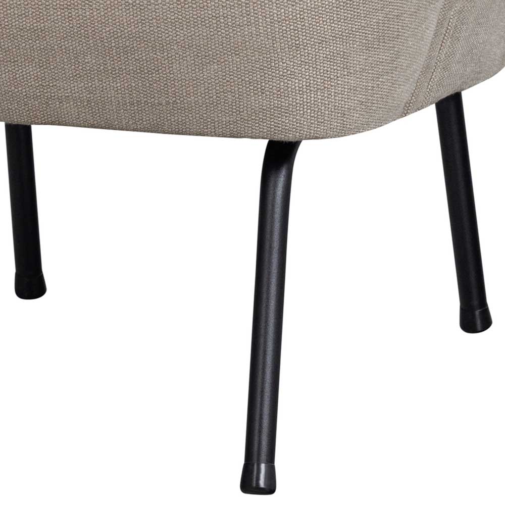 Schwarze, schlanke Metallbeine des beigen Cocktailsessels für stabilen Stand – Lafronda
