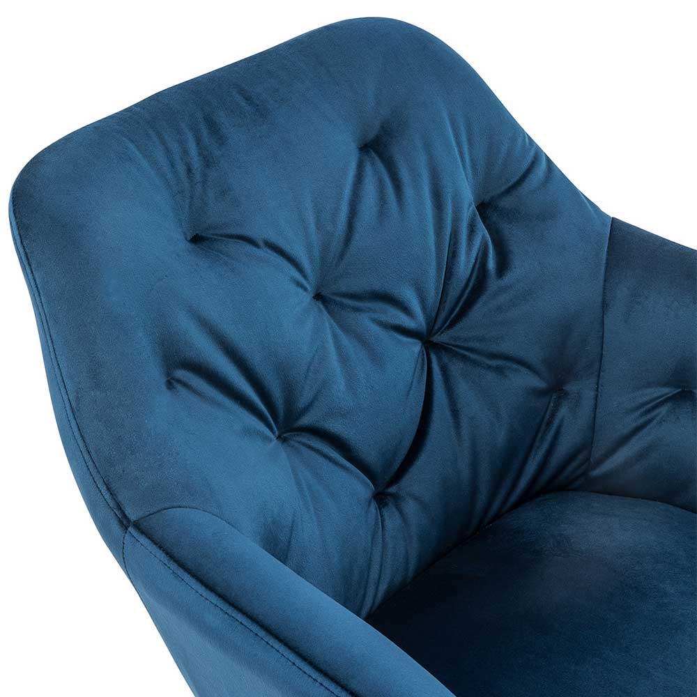 Gesteppte Rückenlehne des blauen Samt-Armlehnstuhls mit elegantem Rautenmuster – Coridar
