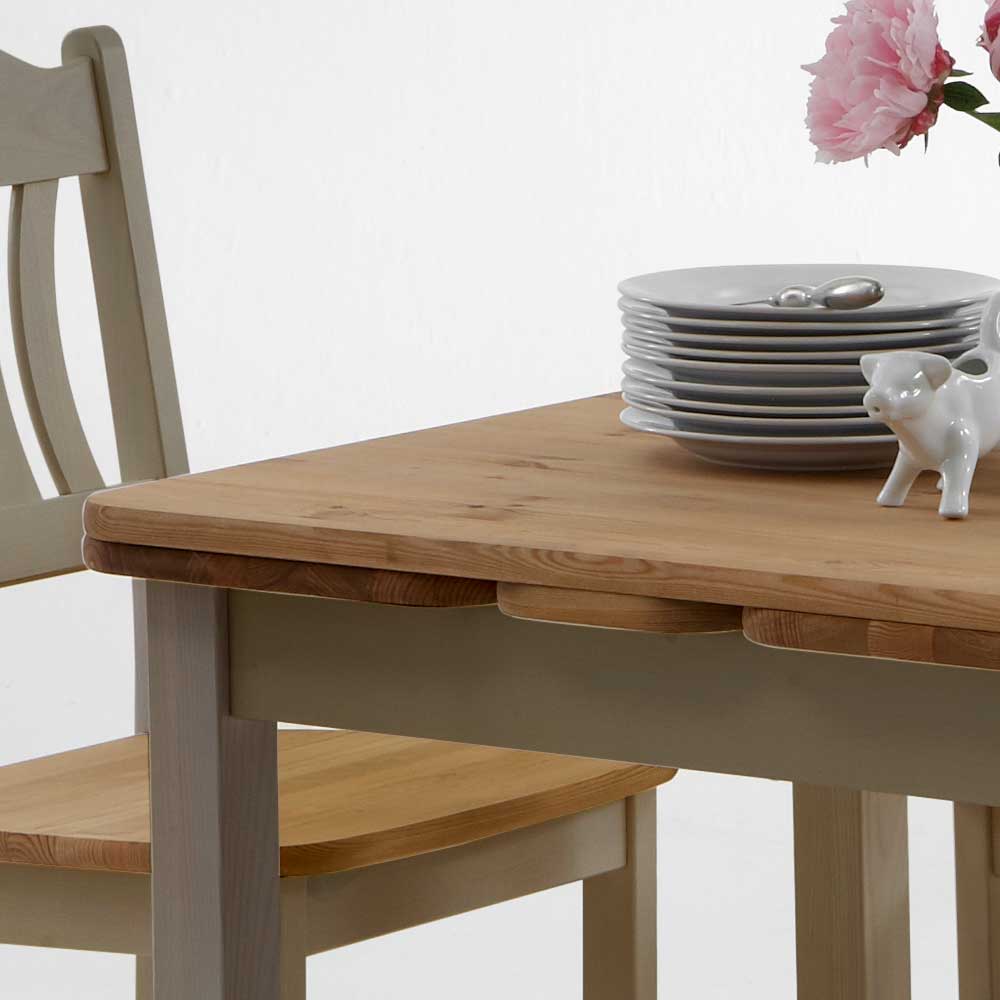 Holztisch Seramya im Landhausstil