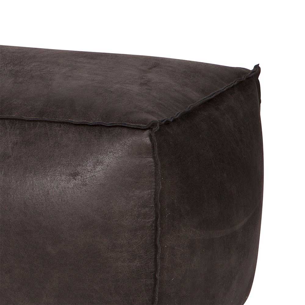 Used Look Pouf aus Recyclingleder Castilian in Schwarz