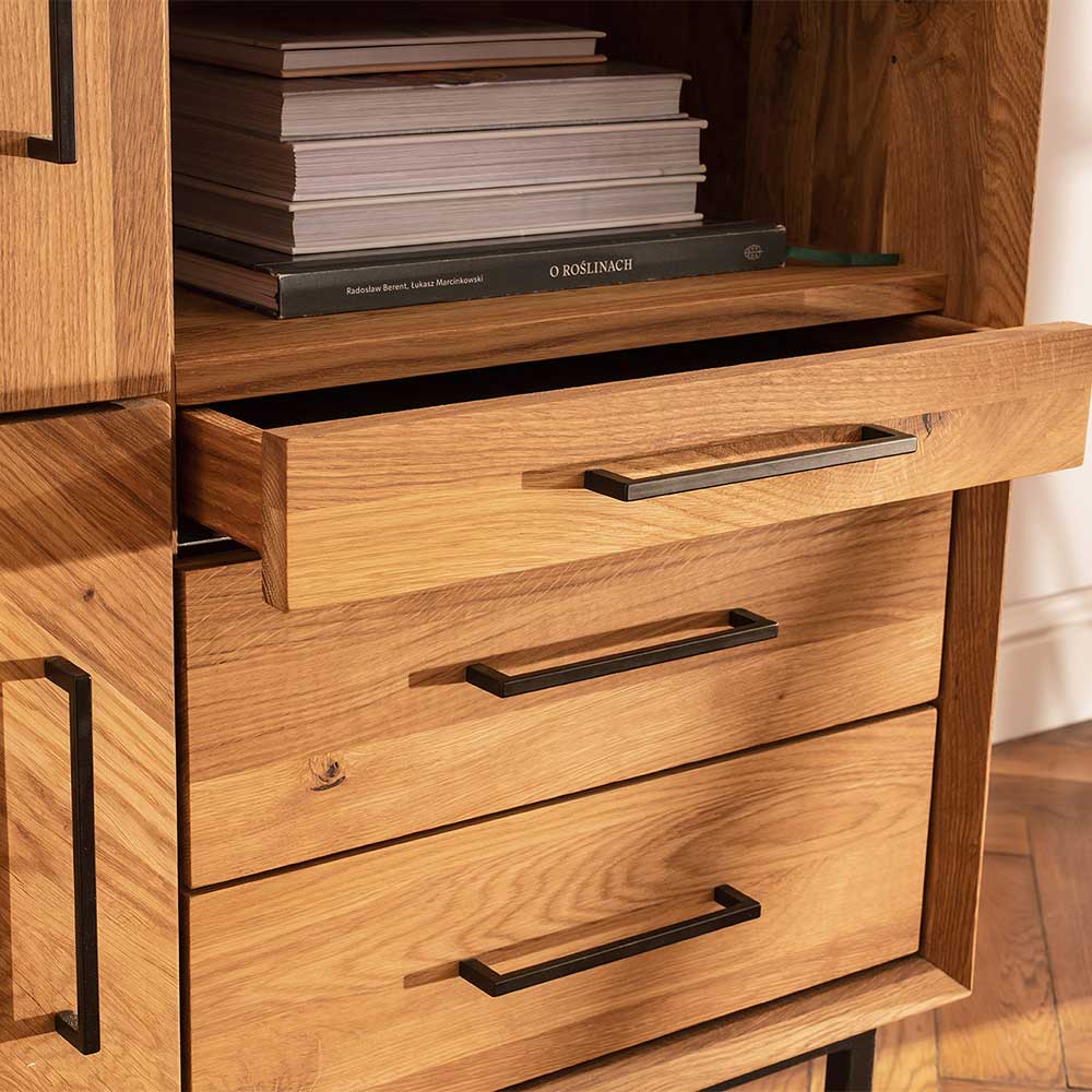 Scandi Design Kommode aus Naturholz Wildeiche - Kerfa