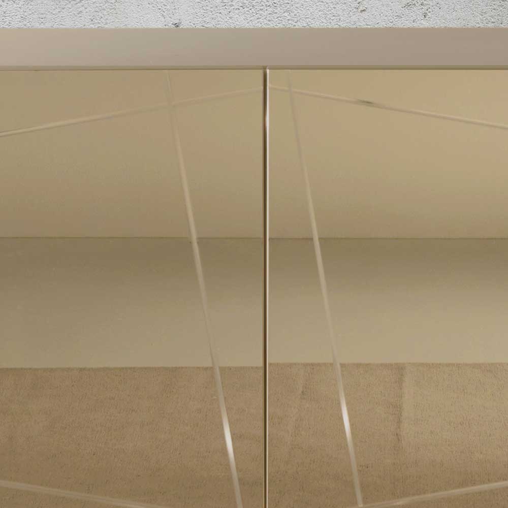 Bronzefarbene Spiegelglasfronten des Sideboards mit markantem geometrischem Muster – Lotivera