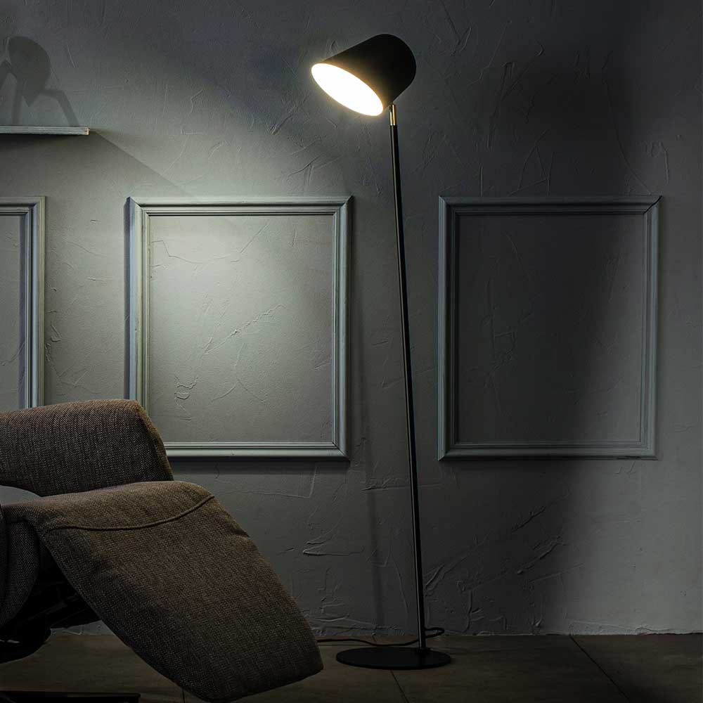 25x130x25 Metall Stehlampe in modernem Design - Ryos