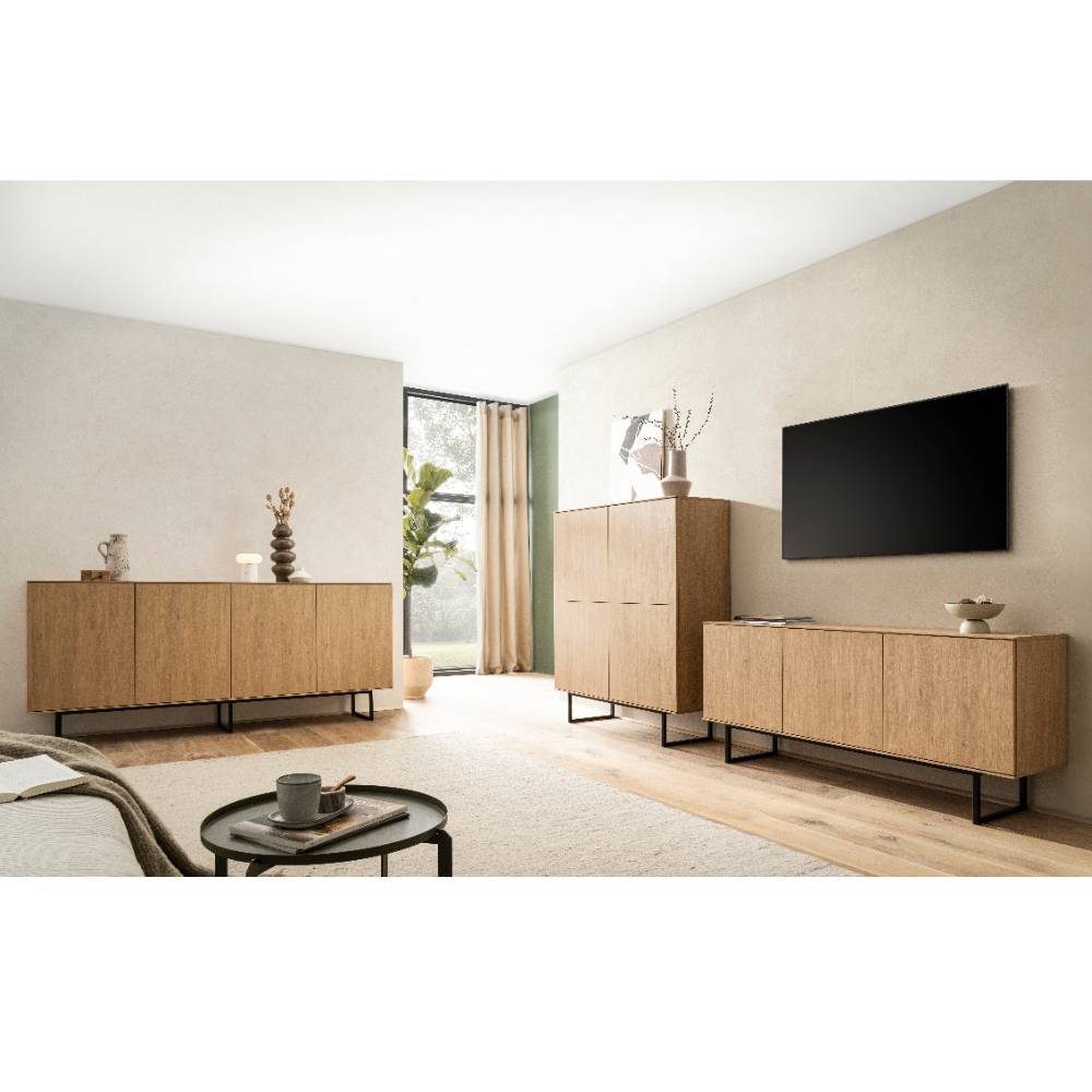 Sideboard in Eiche Stone als Teil einer modernen Wohnzimmer Einrichtung – Jaskin