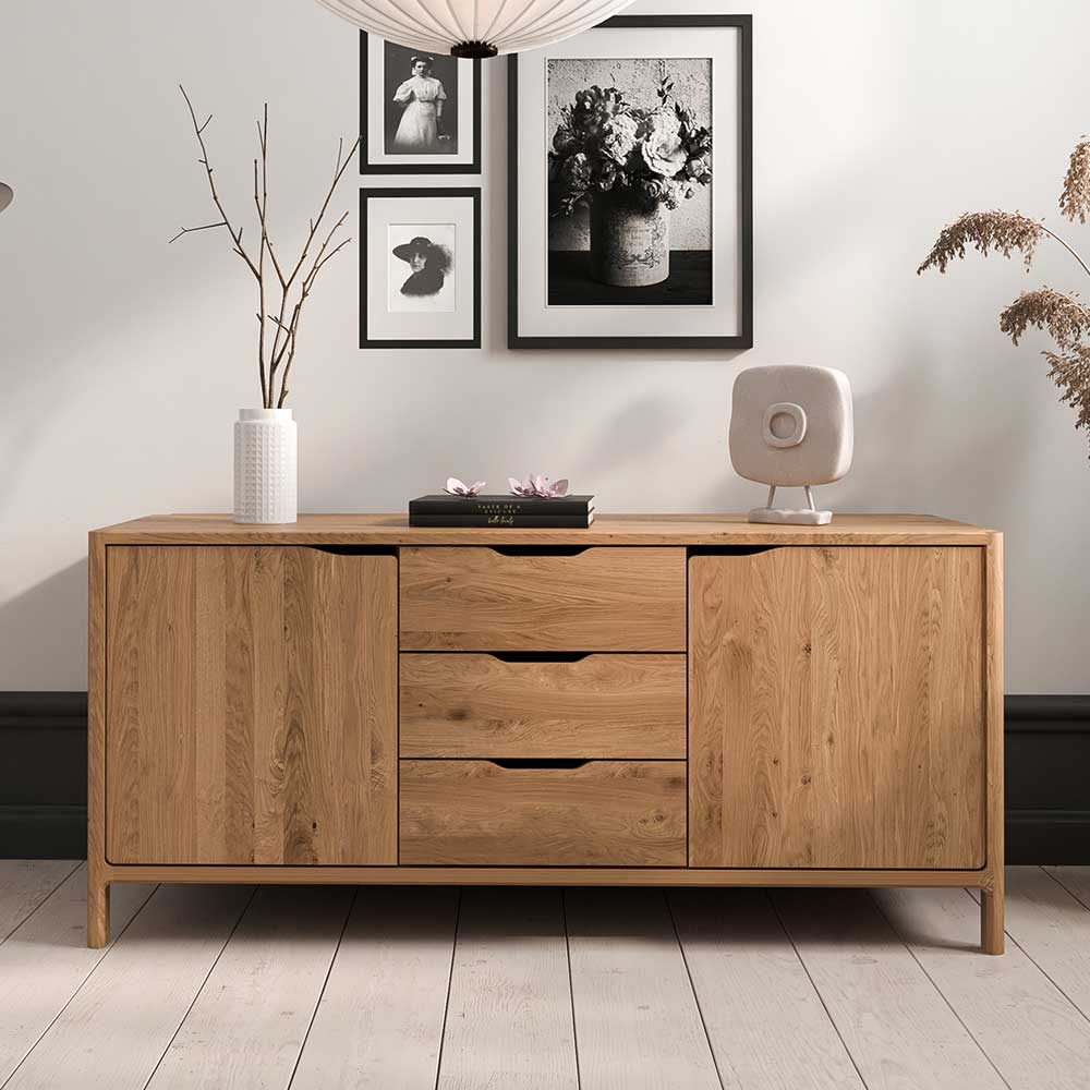 Massivholz-Sideboard Eiche natur mit drei Schubladen und zwei Türen für Wohnzimmer – Laida