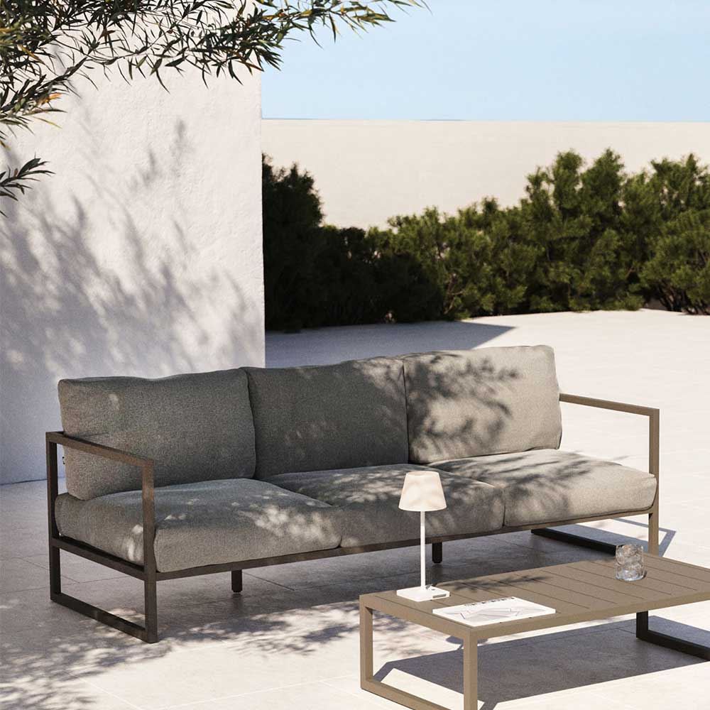 Komfortables 3-Sitzer Gartencouch in Hellgrau und Graugrün für den Außenbereich – Zaruto