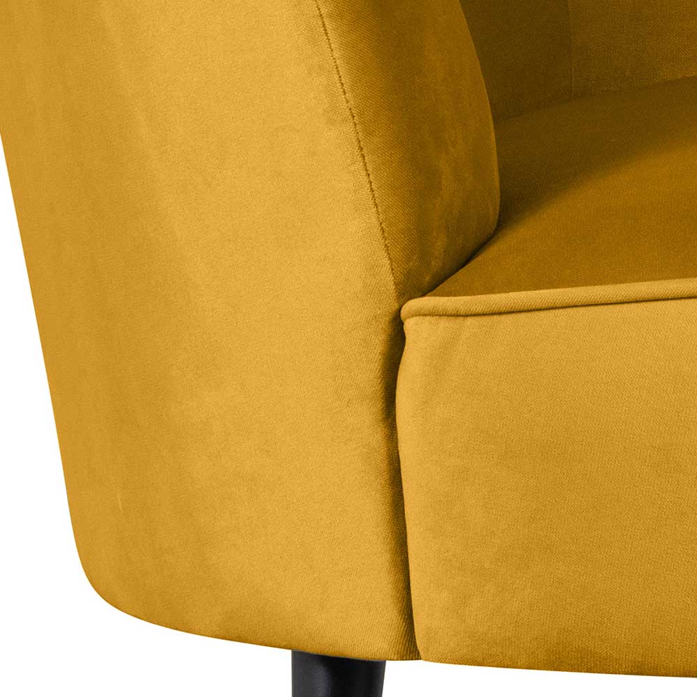 Samtstoff Detail des Loungesessels in Ocker Gelb mit feiner Naht – Srimanko