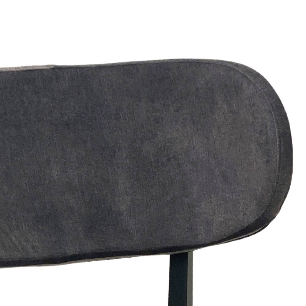 Gepolsterte Rückenlehne des Esszimmerstuhls in elegantem Grau – Gulpi