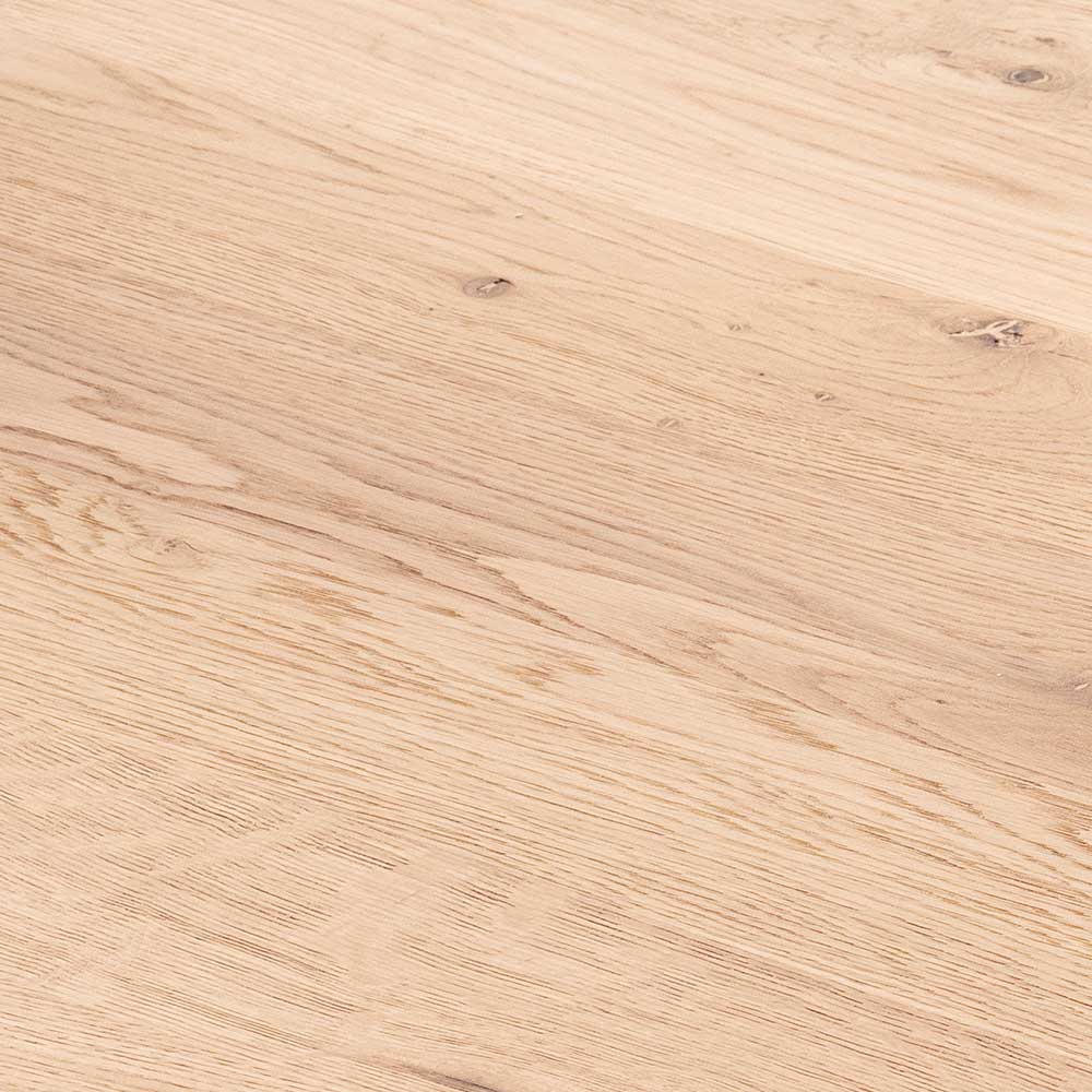 Tischoberfläche aus Wildeiche mit charakteristischer Holzstruktur und Maserung – French